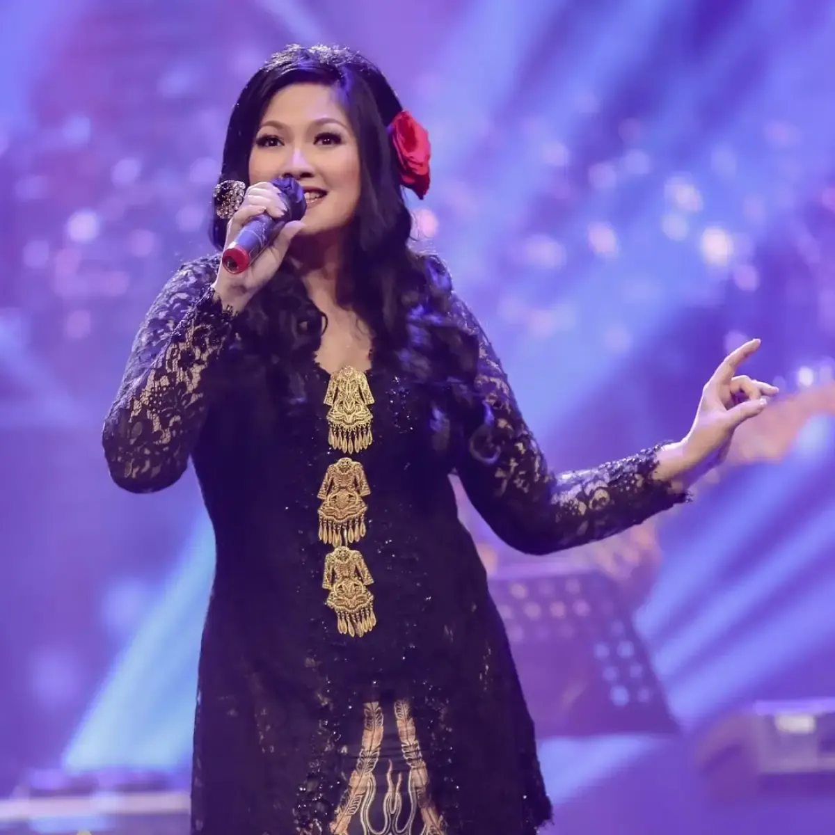 Fryda Luciana (Sumber : Instagram/@frydalucyana)