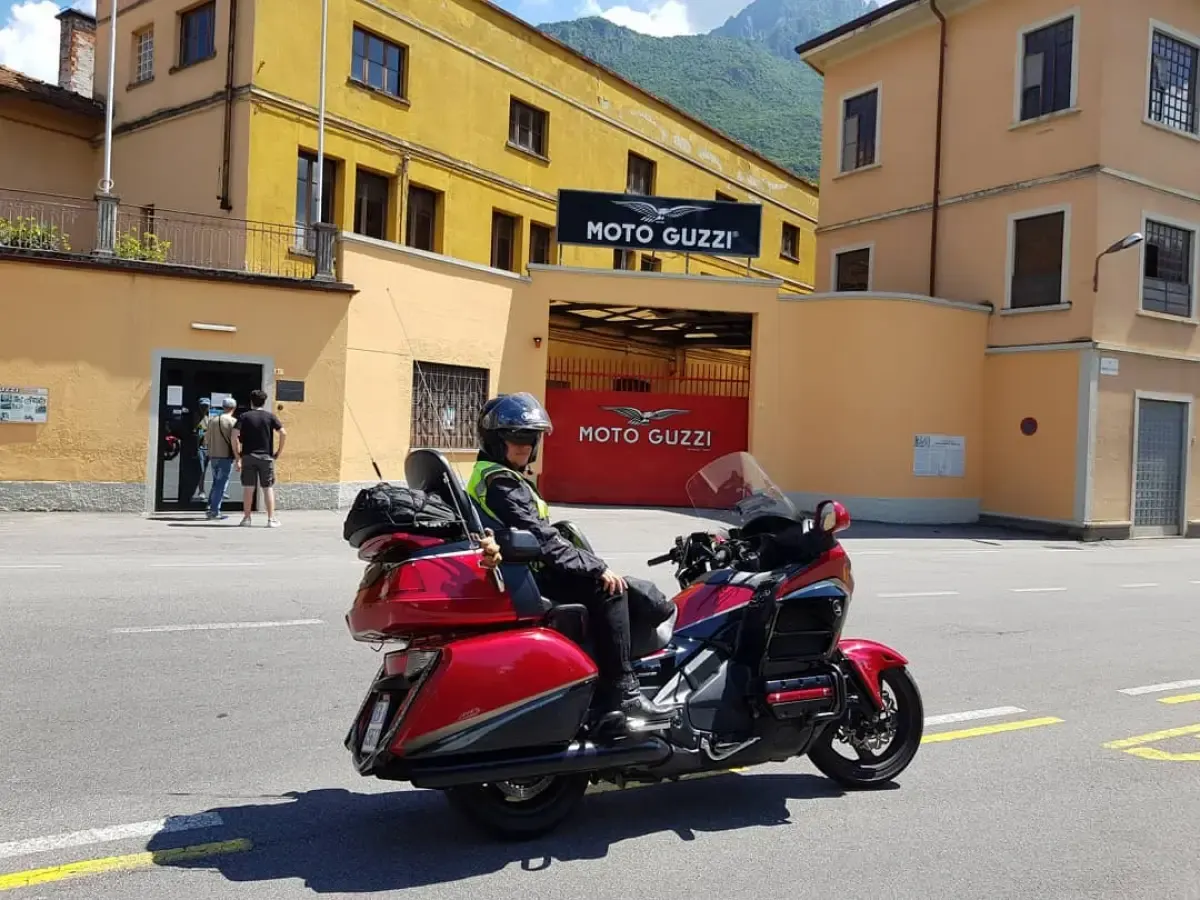 Sepeda motor turing premium di Indonesia diluncurkan Honda dengan nama New Honda GL1800 Gold Wing