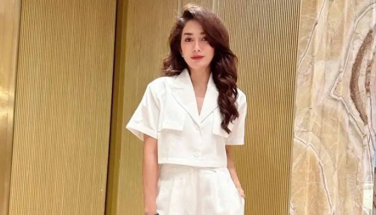Artis  Ussy Sulistiawaty (Sumber : Instagram/ussypratama)