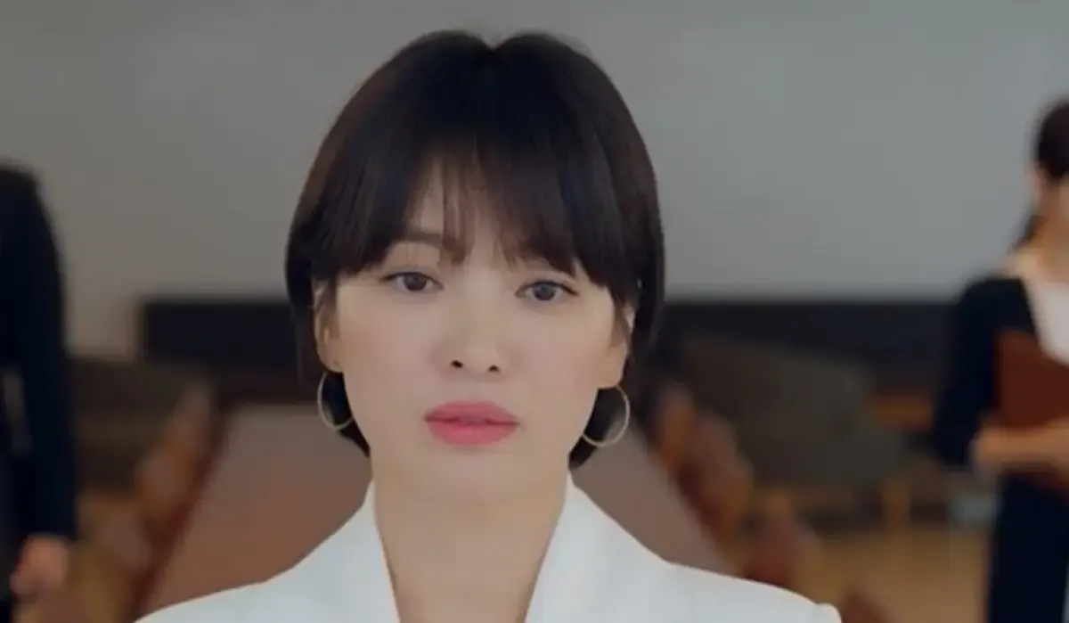 Aktris Korea Selatan, Song Hye kyo kembali tampil ke layar kaca dengan membintangi drama terbarunya berjudul ‘The Glory’ (Sumber : IMDB)