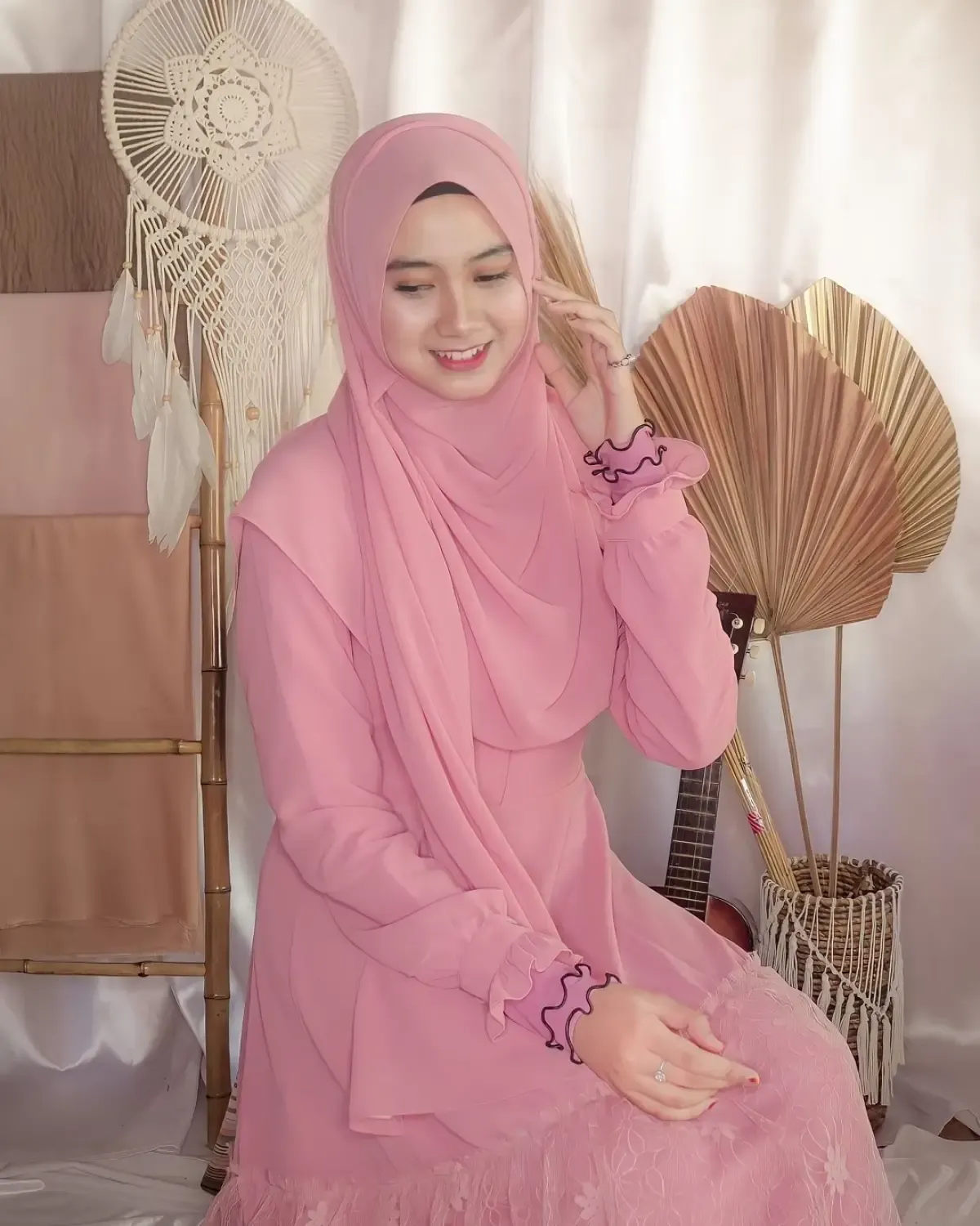 Alfina Nindiyani (Sumber : Pinterest)