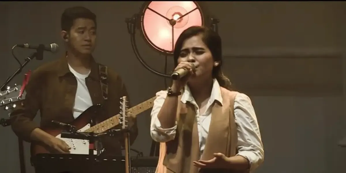 Symphony Worship (Sumber : Pinterest)