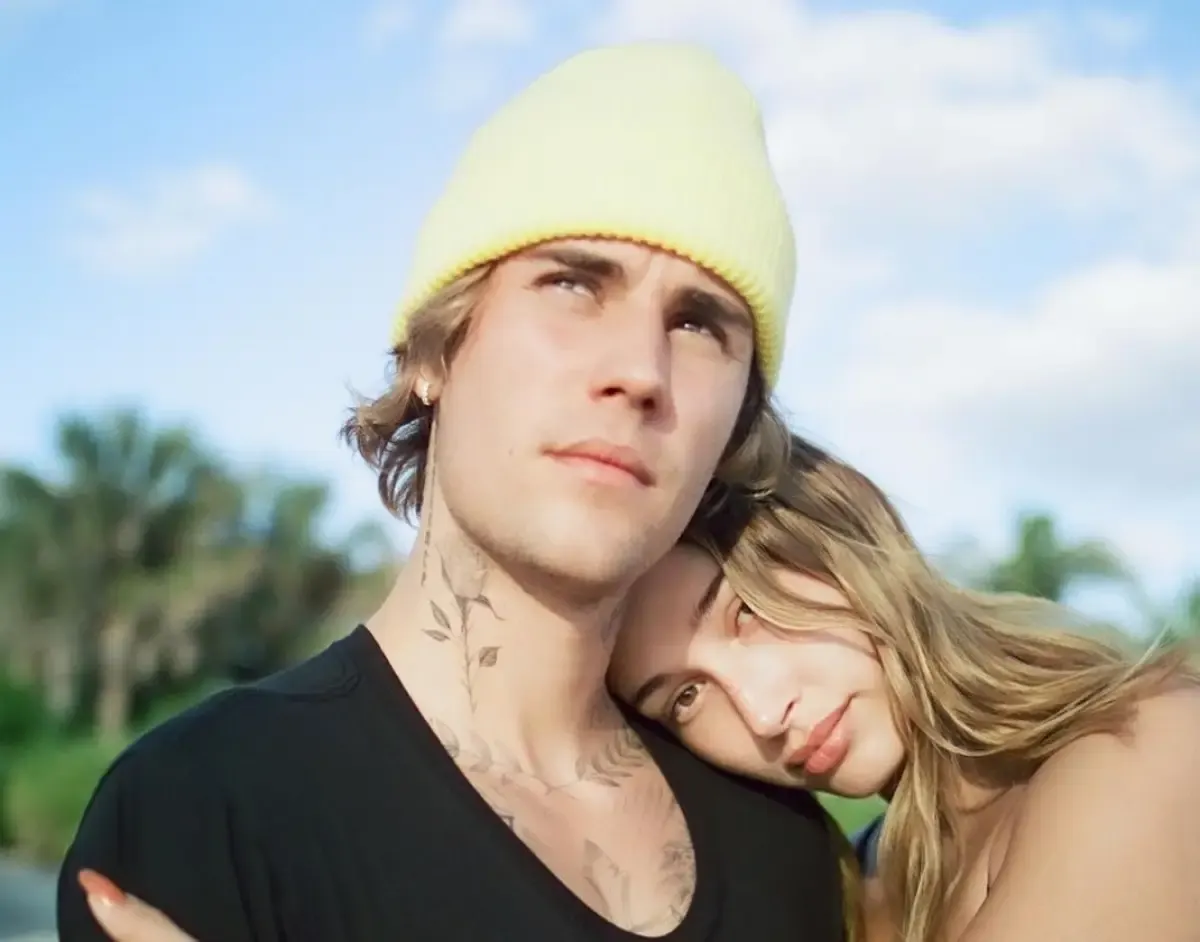 Lagu ‘Anyone’ sendiri bercerita tentang rasa cinta Justin Bieber kepada istrinya, Hailey Baldwin (Sumber : Instagram.com/haileybieber/)
