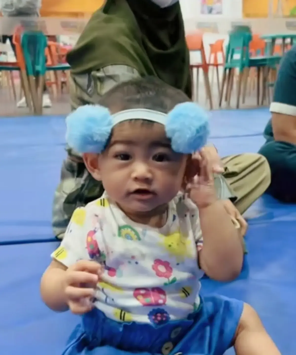 Moana sedang belajar di sekolah (Sumber : TikTok/riaricis)