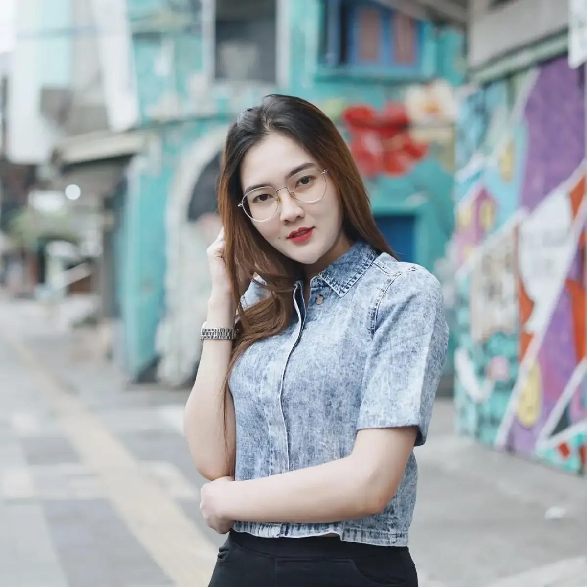 Penyanyi cantik yang berhasil menggoyang dunia dangdut perkoploan Nella Kharisma merilis sebuah lagu berjudul 'Sebelas Duabelas' pada tahun 2017. (Sumber : instagram.com/nellakharisma/)