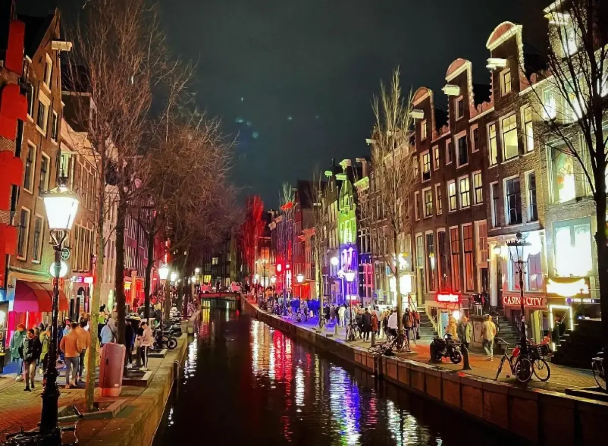 Red Light District atau Kawasan Prostitusi di Amsterdam, Belanda