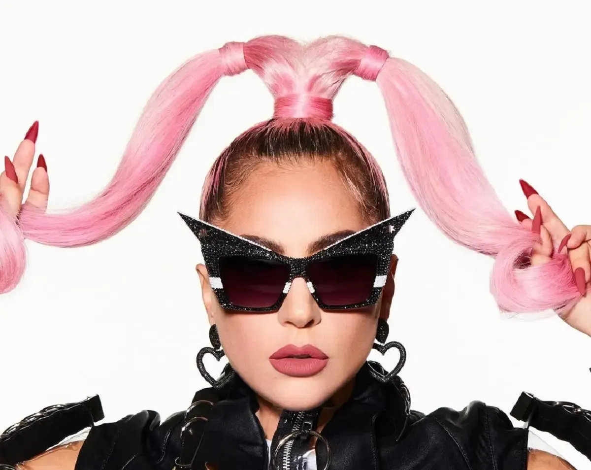 Lady Gaga (Sumber : Instagram @ladygaga)