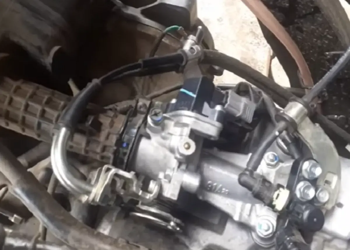 Ilustrasi Throttle Body Honda BeAT (Sumber : youtube.com/Siboen Chanel)