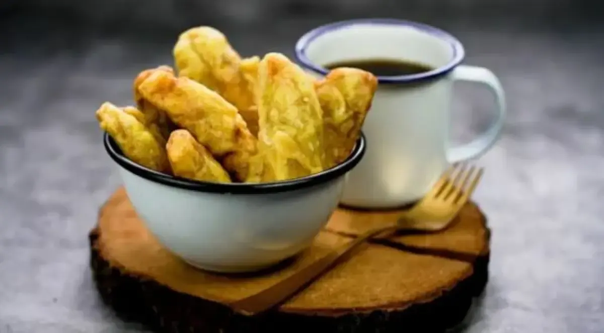 Ilustrasi pisang goreng. (Sumber : masakapahariini.com)