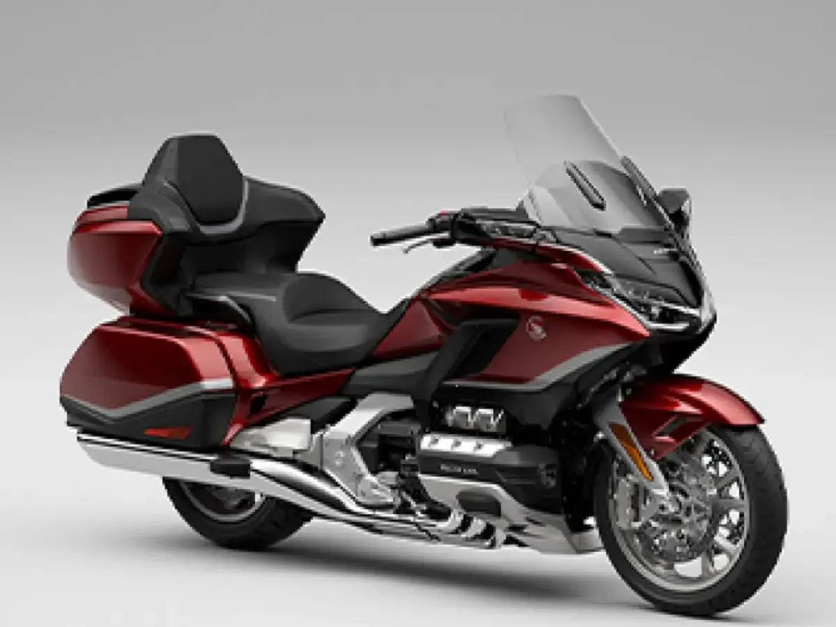 Ilustrasi Honda Gold Wing (Sumber : astra-honda.com)