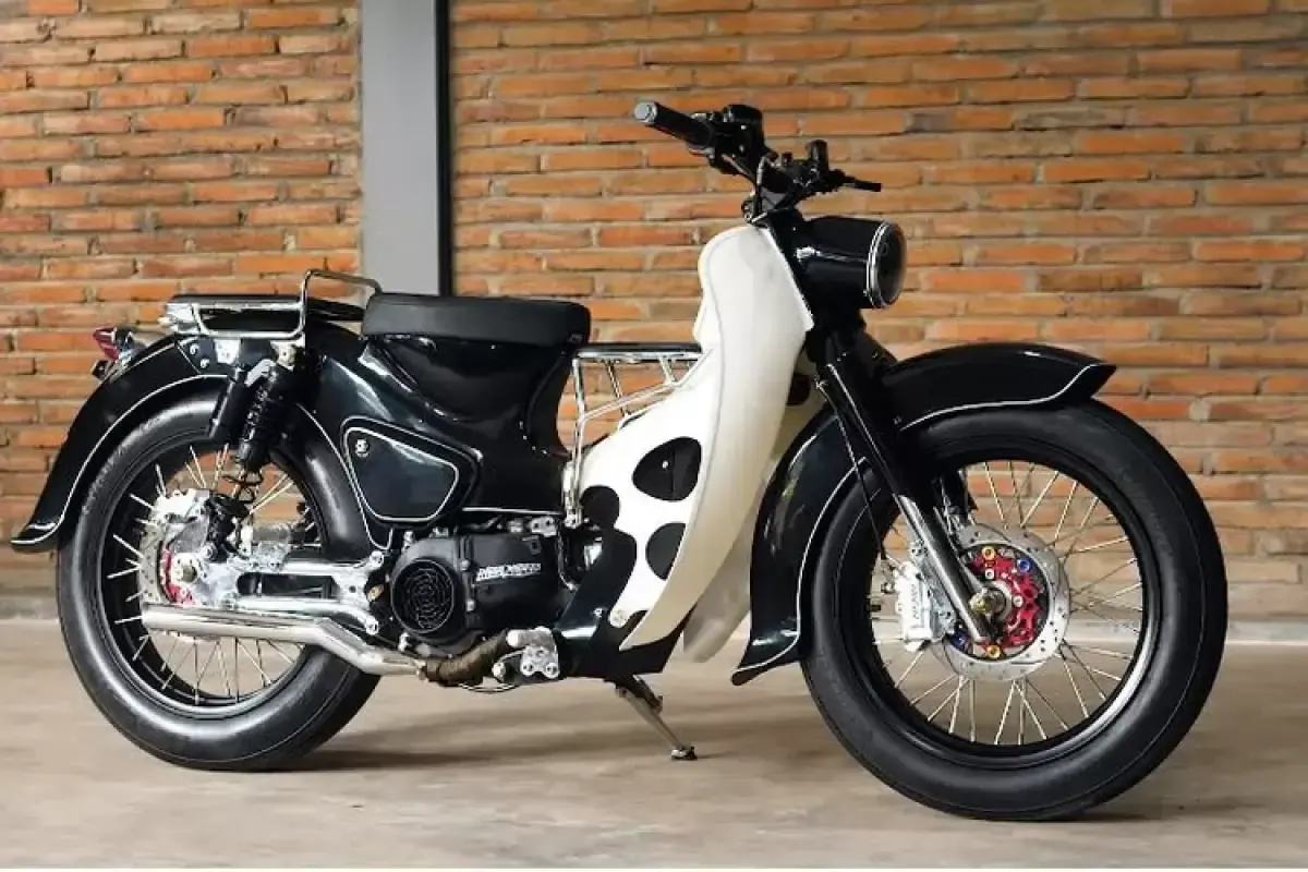 Motor Modifikasi Street Cub (Sumber : Pinterest)