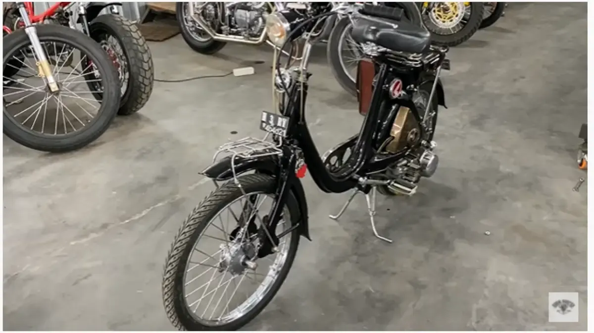 Ilustrasi penampilan skutik pertama di Indonesia produk dari Honda (Sumber : youtube.com/ENGGAL MODIFIED)