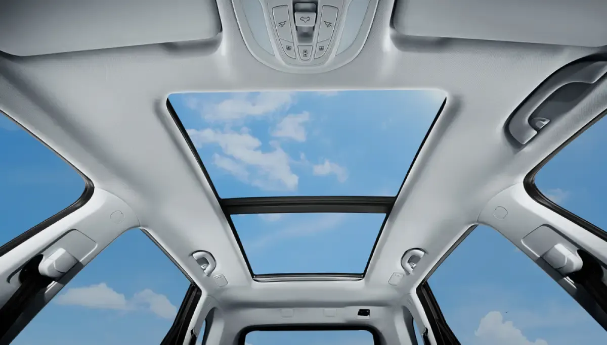 Ilustrasi sunroof mobil (Sumber : wuling.id)