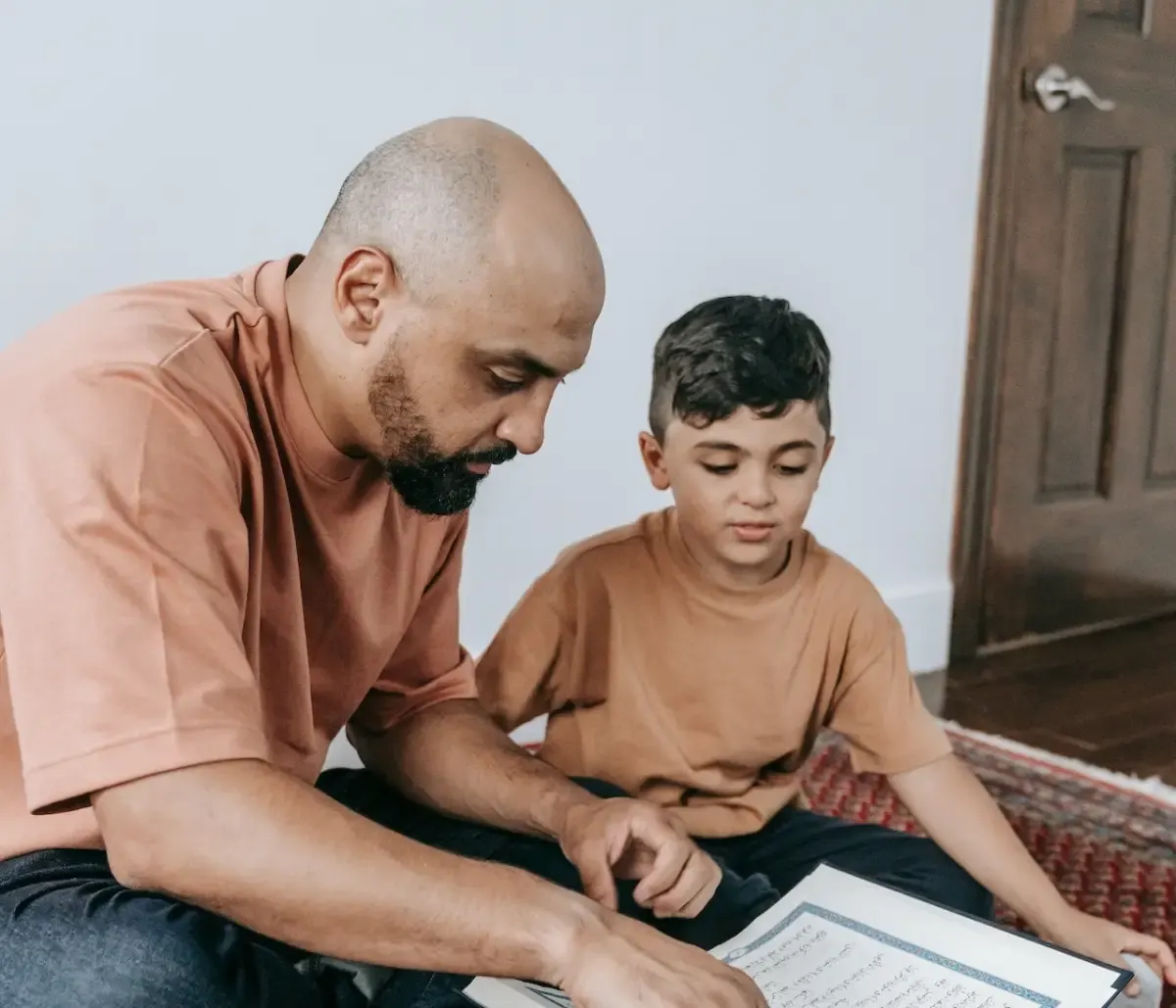 Ilutrasi anak belajar puasa. (Sumber : pexels.com/Timur Weber)