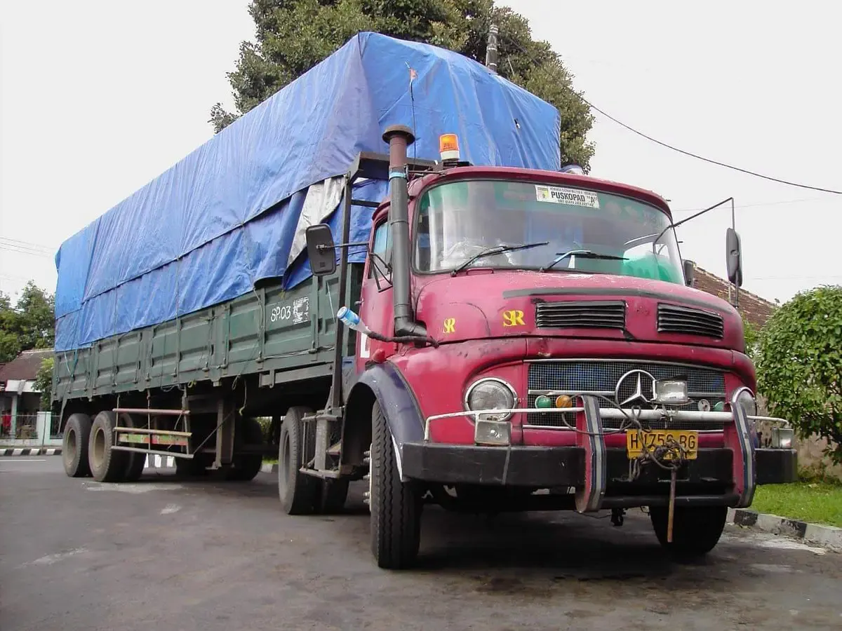 Ilustrasi: Mobil Truk Lawas (Sumber : Twitter/calone perpal)