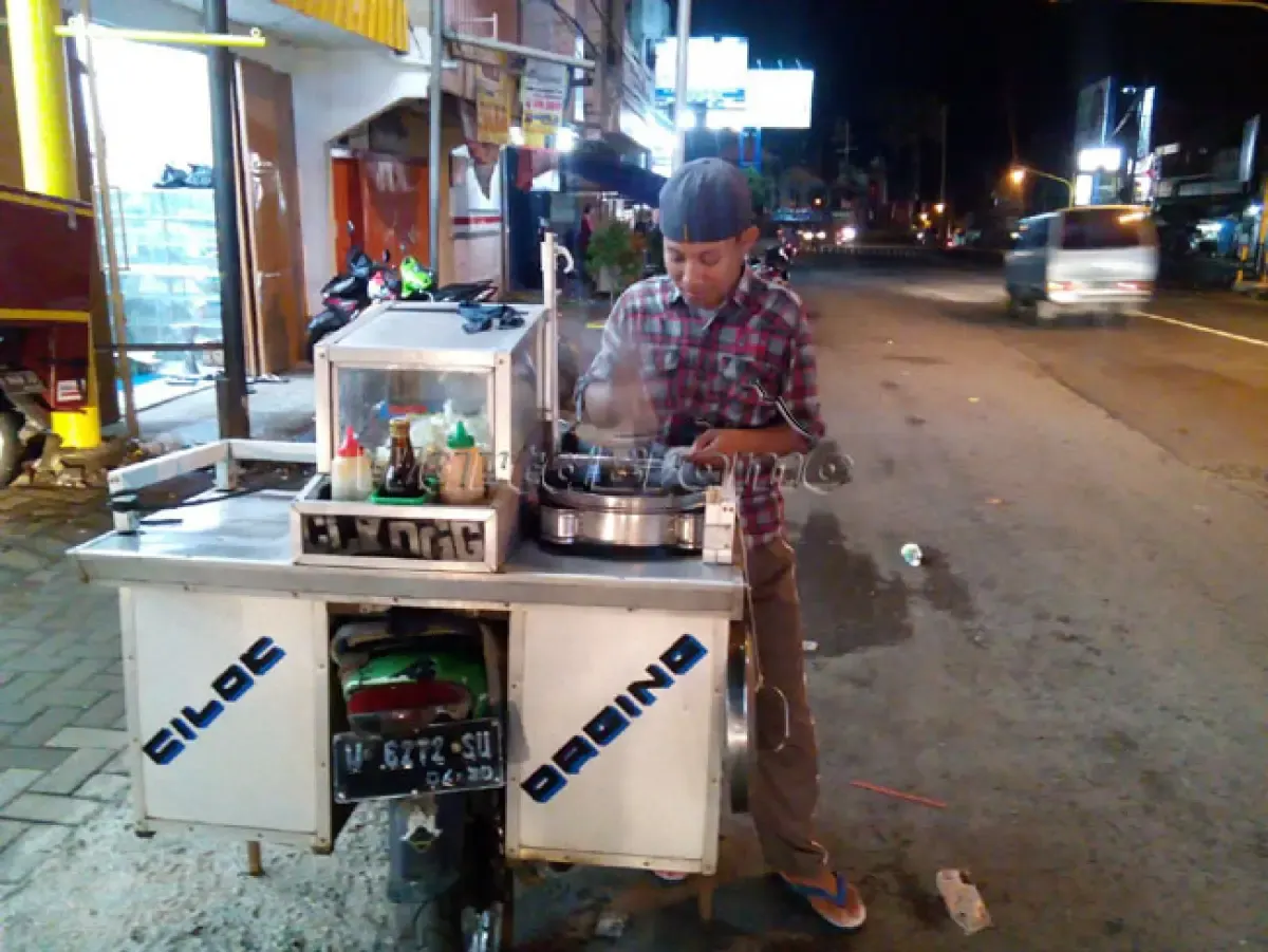 Illustrasi Pedagang Cilok