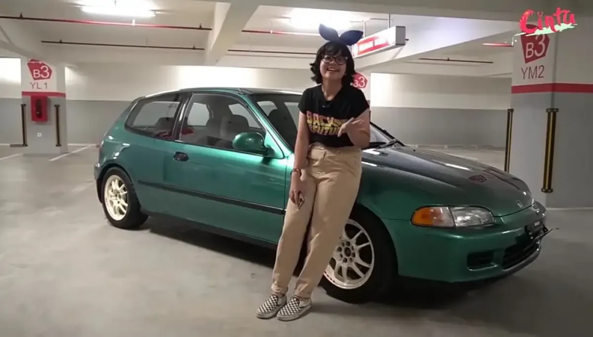 Honda Civic hingga Toyota AE, Ini 3 Seleb Muda Pecinta Mobil Tua! (Sumber : instagram/cintakuya)