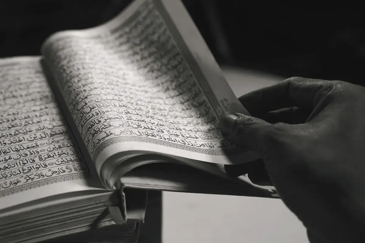 Tafsir Surah Al Jumuah Ayat 9-10, Pentingnya Sholat Jumat dan Bekerja (Foto: pixabay.com/Joko Narimo)