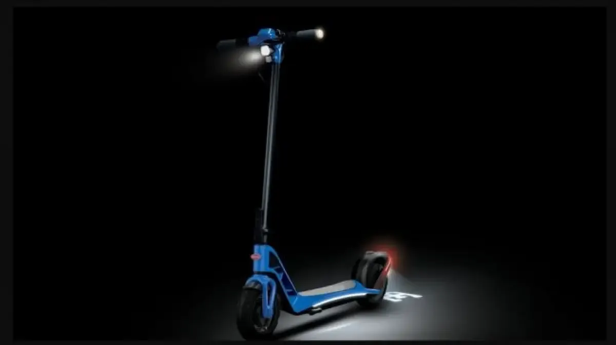 Skuter listrik Bugatti. (Sumber : Autoevolution)