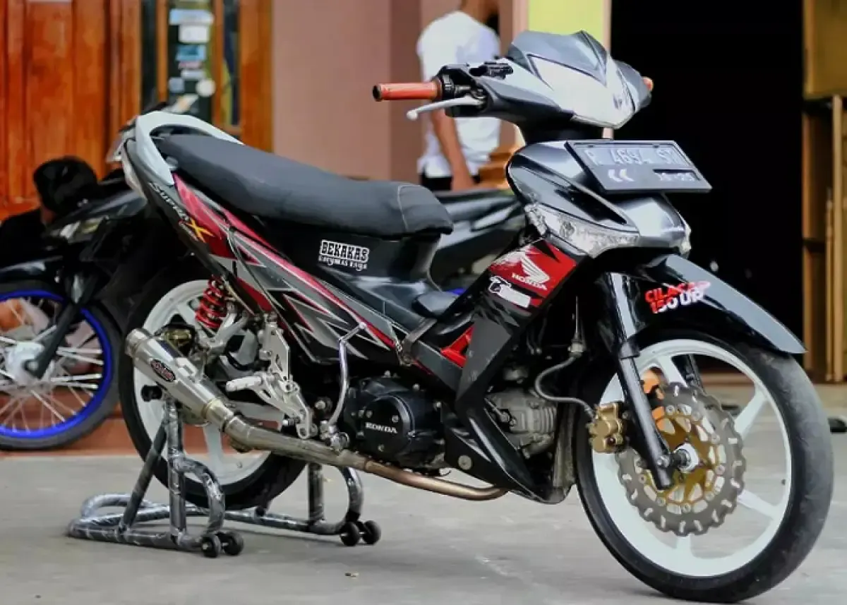 Ilustrasi Supra X 125 (Sumber : instagram/iwn_663)