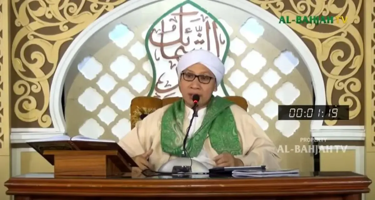 Zakat fitrah pakai uang menurut Buya Yahya. (Sumber : youtube.com/Al-Bahjah TV)