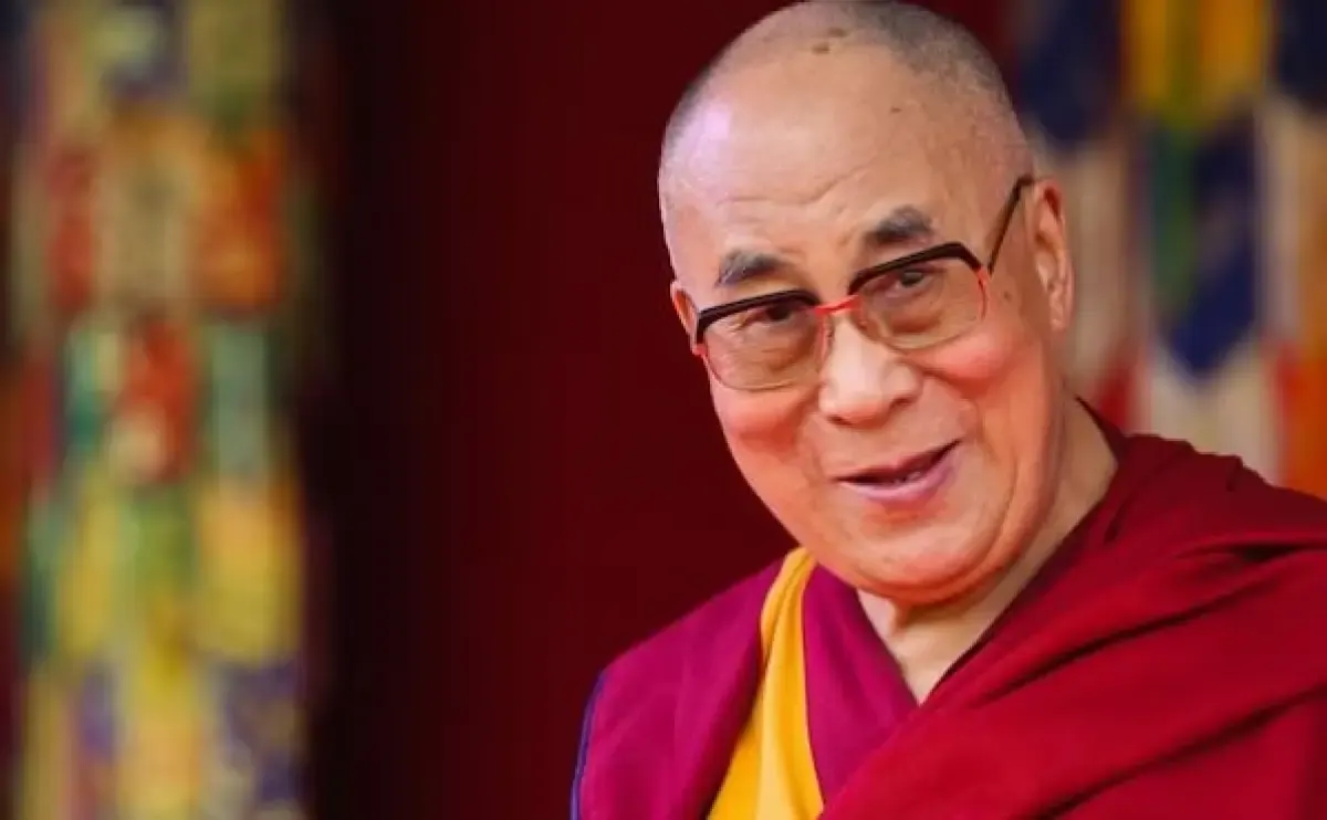 Dalai Lama  (Sumber : AP via Indiatoday)