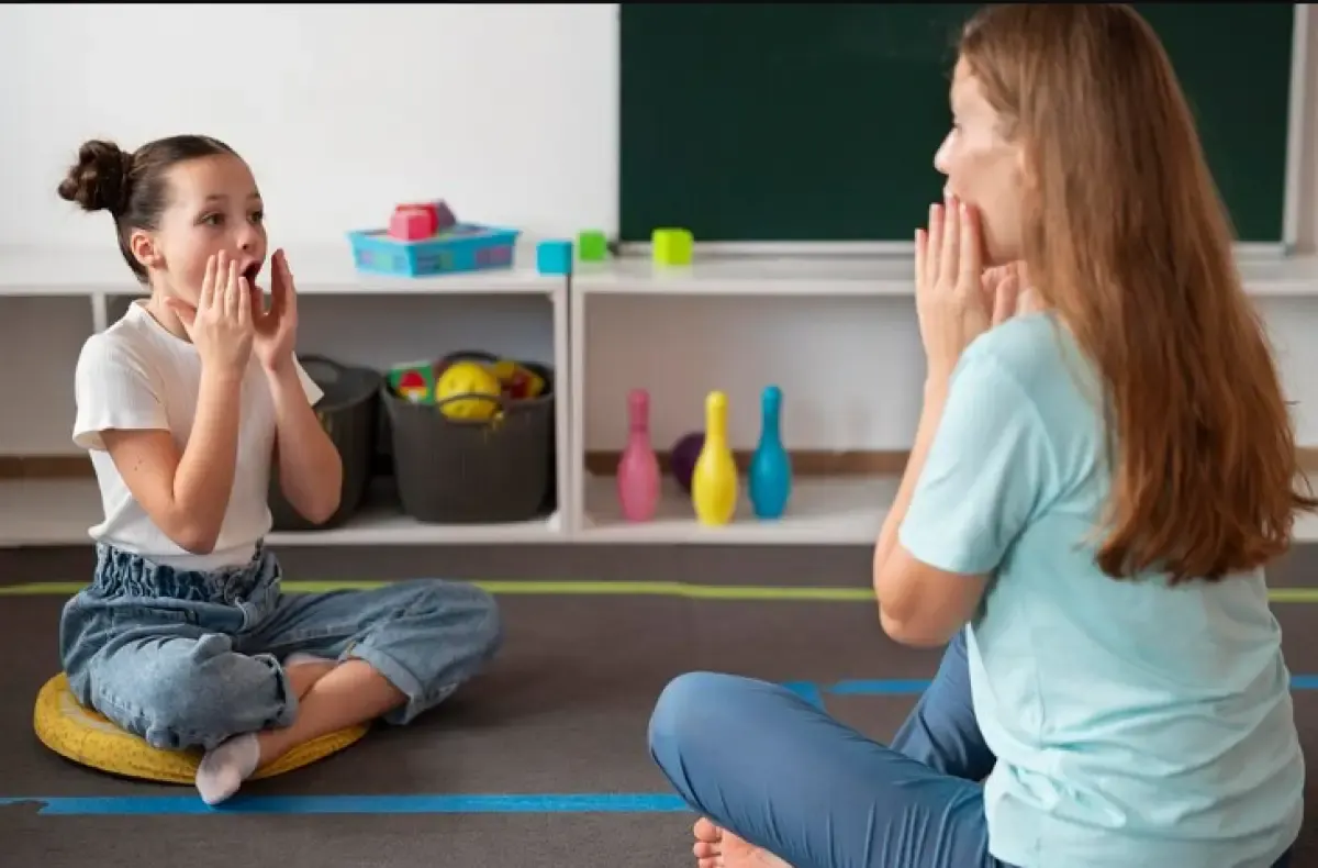 Speech Delay, Kenali Tanda dan Cara Mengatasi Anak Telat Bicara (Freepik.com)