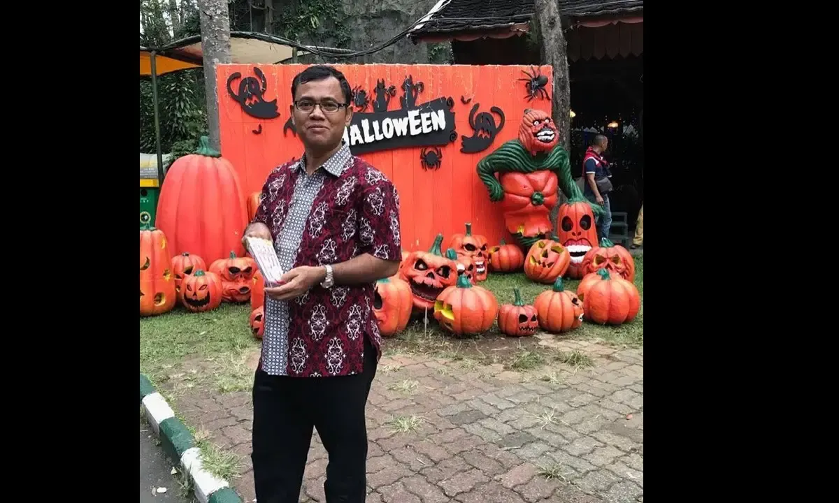 Haji Faisal : Apa Urusannya dengan Saya, Ketika Ditanya Soal Kembalikan Rp. 400 juta Hasil Lelang Buku, (Sumber : Instagram @opah_faisal)