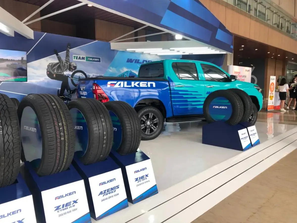 Ban mobil memang berperan penting dan aktif untuk menunjang segala kebutuhan dunia otomotif mobil. Untuk itu, sejumlah pengembang ban mobil hadir menjawab tantangan kebutuhan diatas, salah satunya dari Falken
