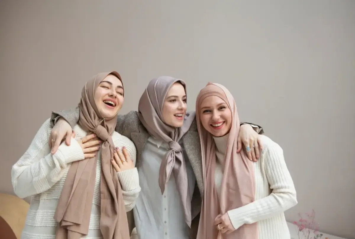 Tutroial Hijab Lebaran 2023 (Sumber : Freepik)