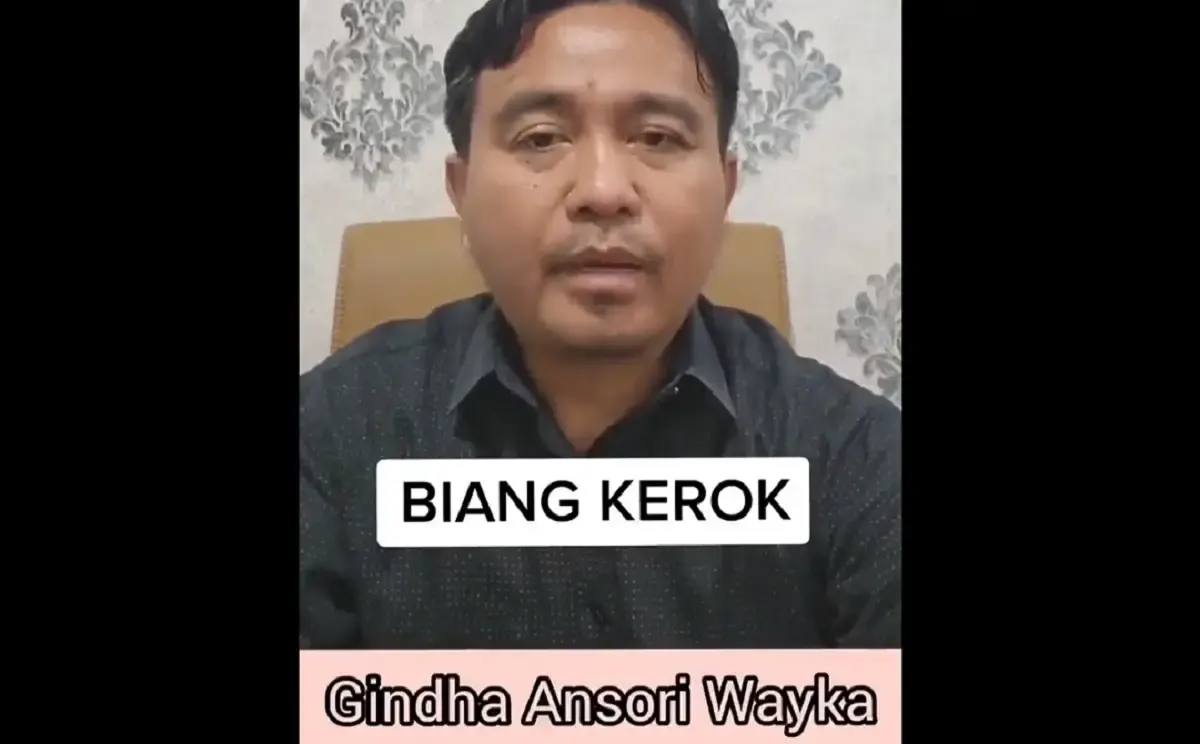 Tim Hukum Gubernur Lampung Mau Ajari Bima Cara Sampaikan Aspirasi, Warganet: Mahfud MD yang Pakar Konstitusi Aja Bilang Bima Gak Salah (Sumber : Twitter/@narkosun)