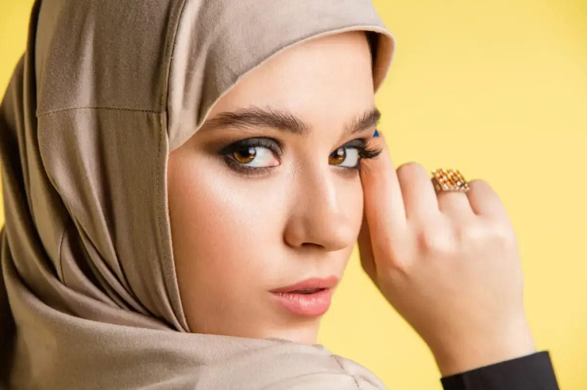 Ilustrasi Inspirasi Make Up Lebaran 2023 (Sumber : freepik/master1305)