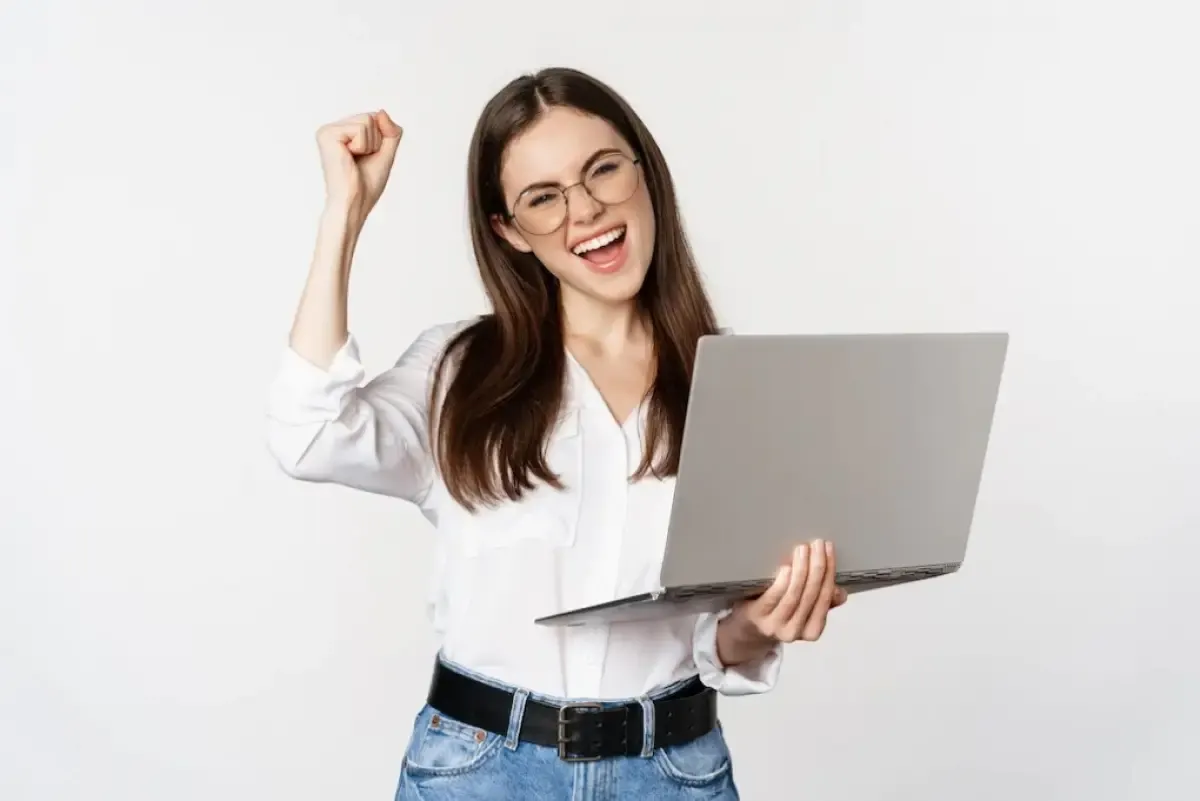Penelitian: Kerja yang Efektif Itu Hanya 4 Hari Seminggu (Freepik/benzoix)