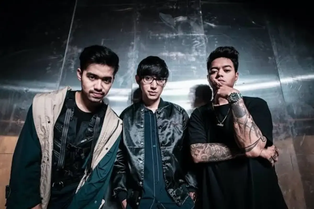 Lirik Lagu Lathi Oleh Weird Genius yang Sering Kali Dikira Lagu Luar Negeri (Pinterest) (Sumber : Pinterest)