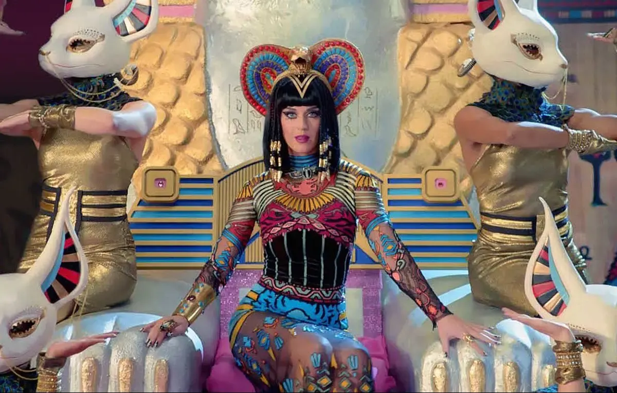 Lirik Lagu Dark Horse Milik Katty Perry ini Punya Makna Bagus Lho! (Sumber : Pinterest)