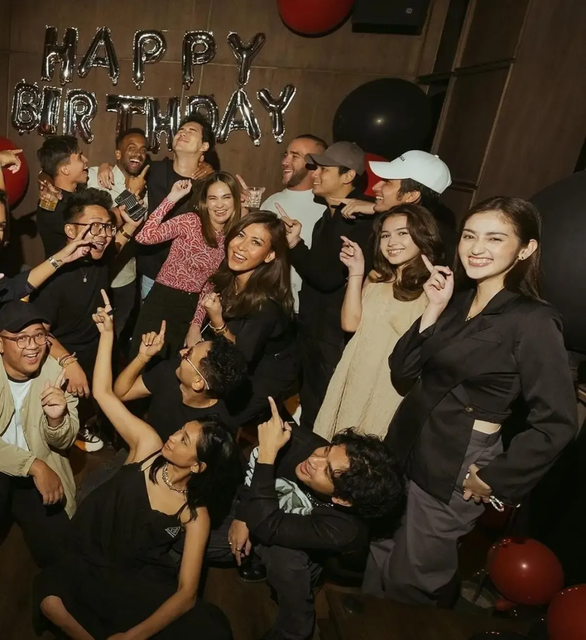 Potret Luna maya di ulang tahun maxime (Sumber : Instagram/@bouttier_maxime)