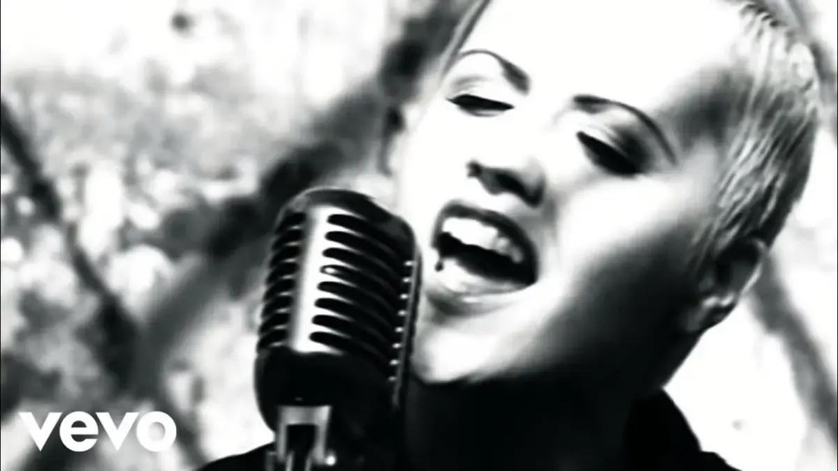 Lirik Lagu 'Zombie' Milik Cranberries Untuk Mengenang 1993 IRA Pengeboman di Warrington (Sumber : YOUTUBE)