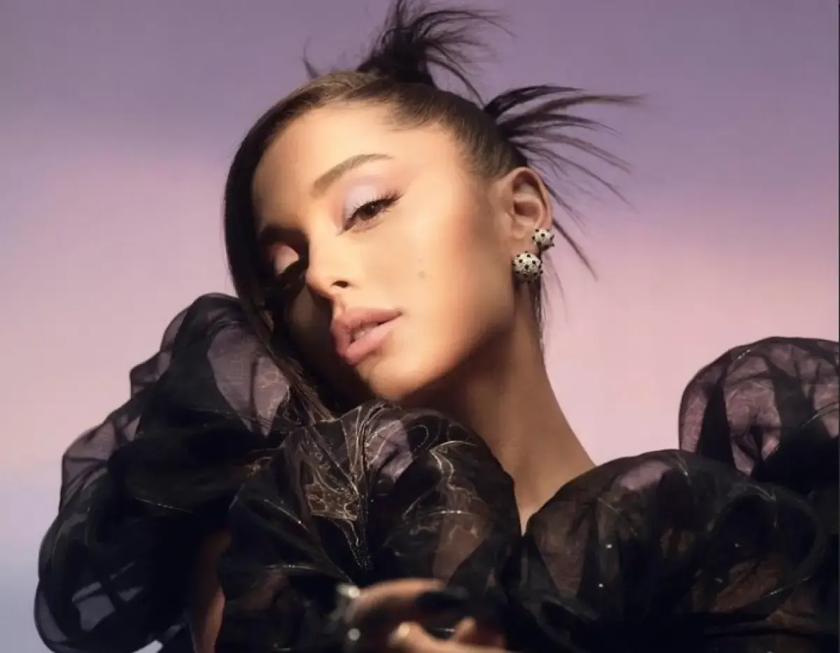 Ariana Grande (Sumber : Instagram/arianagrande)