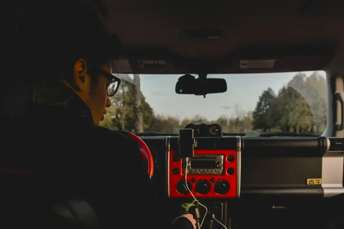 Cara Pasang Sendiri Bluetooth di Head Unit Mobil, Gampang Ternyata (FOTO: Unsplash.com/@trandavid)