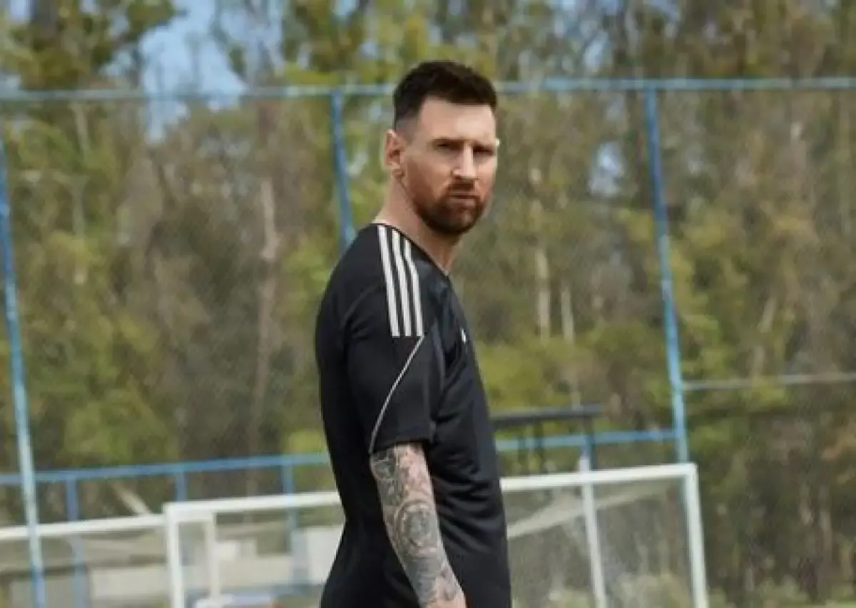 Lionel Messi mendapat skorsing dari PSG selama dua minggu  (Sumber : Instagram/leomessi)