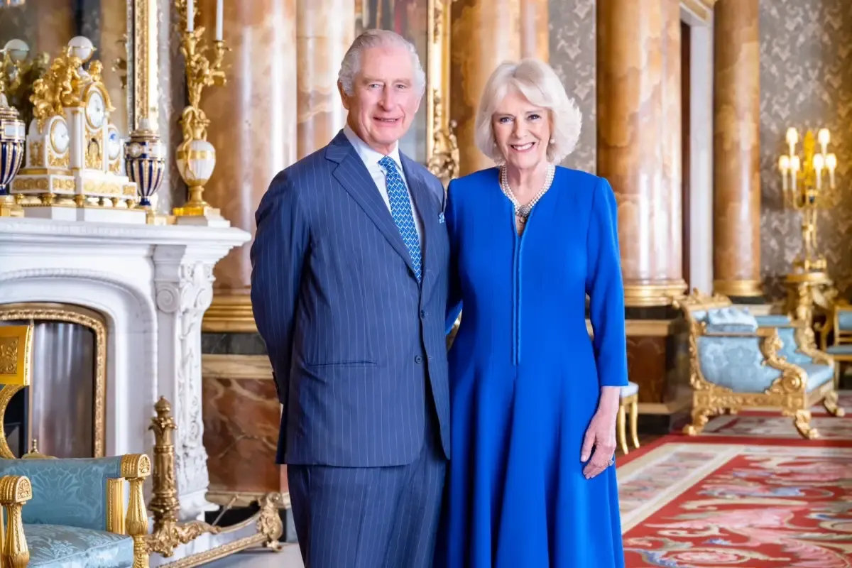 Raja Charles III dan Ratu Camilla yang akan dinobatkan sebagai penguasa Britania Raya. (Sumber : Twitter/@RoyalFamily)