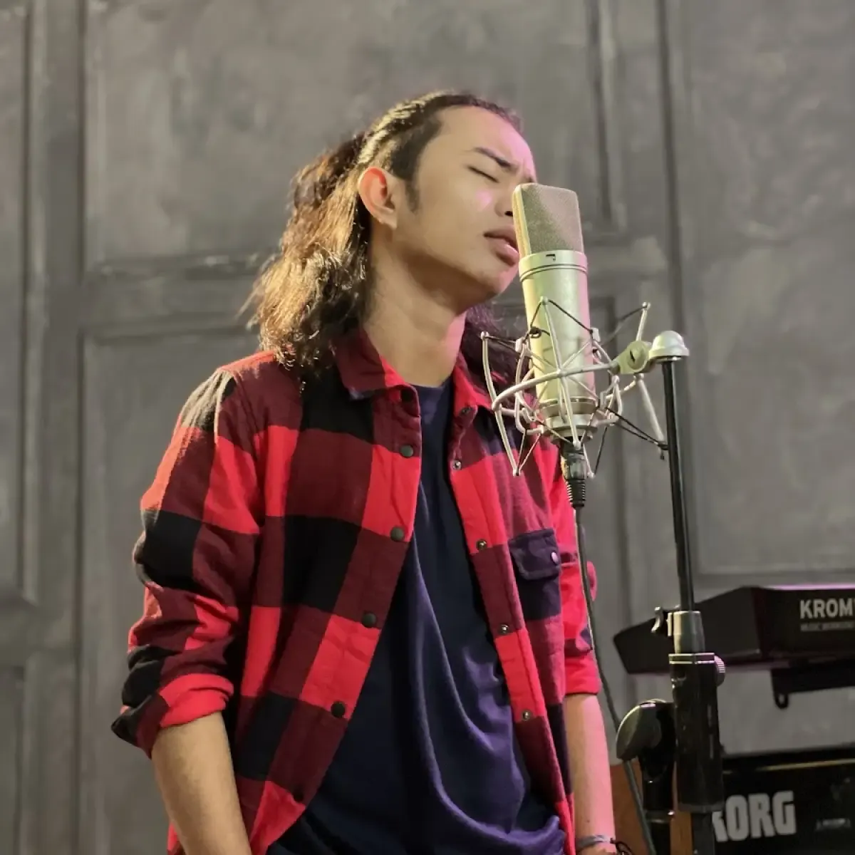 Lirik lagu Buih Jadi Permadani Oleh EXIST Cover by Zinidan Zidan ft Nabila Maharani & Tri Suaka (Sumber : Pinterest)