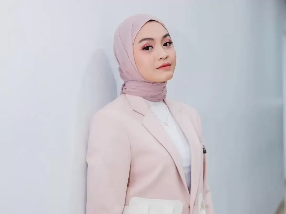 Lirik Lagu Merindukanmu yang Dinyanyikan oleh Salma Aliyyah yang Bercerita Soal Kerinduan (Sumber : Pinterest)