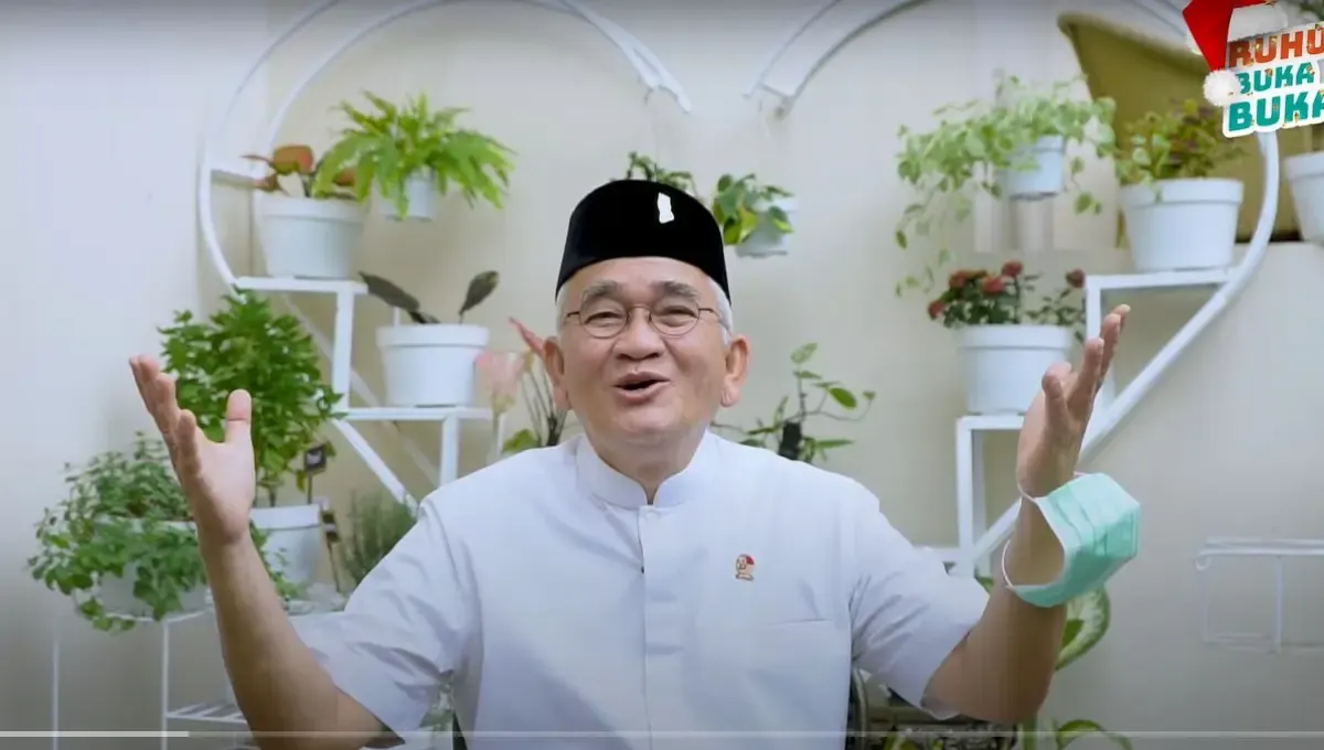 Politisi PDIP Ruhut Sitompul ingatkan Surya Paloh bahwa Indonesia adalah negara hukum (Sumber : Tangkap Layar/.Youtube)
