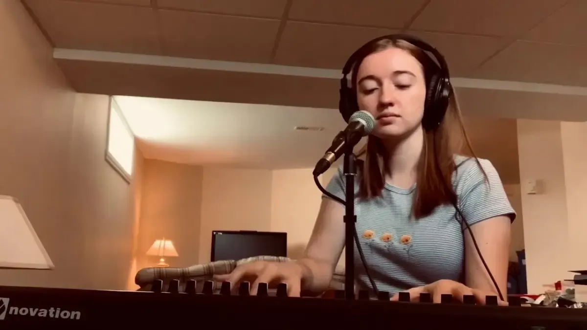 Berikut Ini Lirik Lagu Bad For Me yang Dinyanyikan oleh Stacey Ryan (Sumber : YOUTUBE)