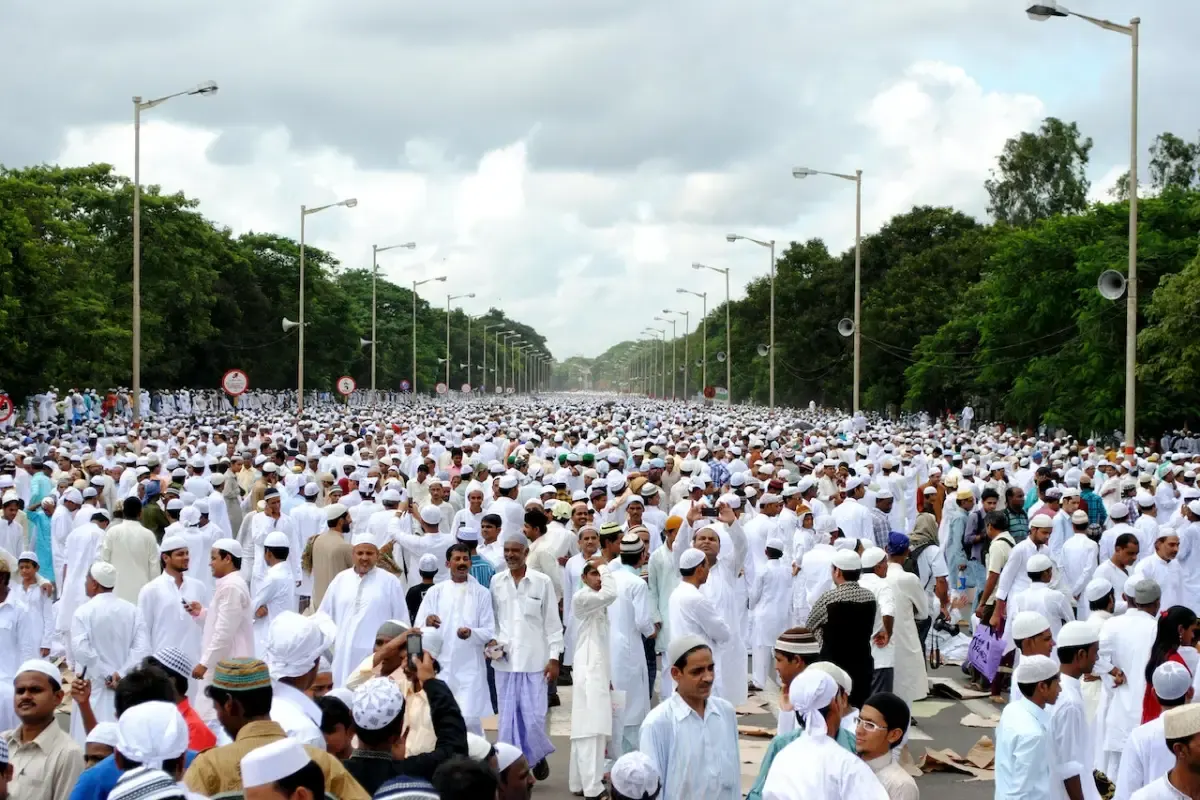 Sa'i dalam ibadah haji. (Sumber : pexels.com/Dibyendu Adhikary)