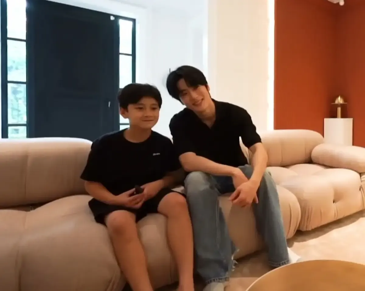 Akhirnya, Jaehyun NCT Dojaejung Bertemu Kembarannya Rafathar Saat Kunjungi Rumah Baru Raffi Ahmad dan Nagita Slavina (Sumber : YouTube/Rans Entertainment)