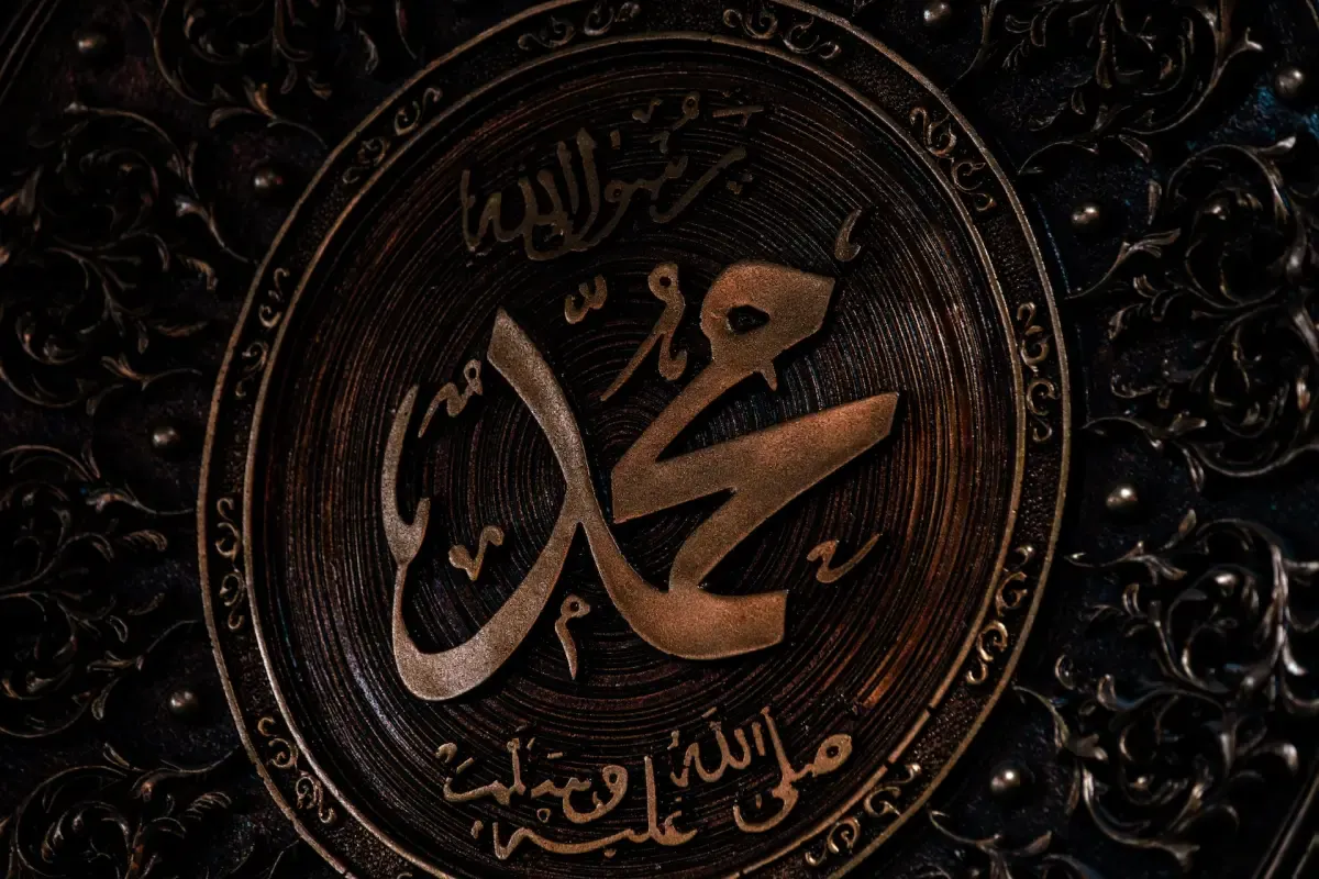 Sholawat penarik rezeki. (Sumber : unsplash.com/Ahmet Kürem)