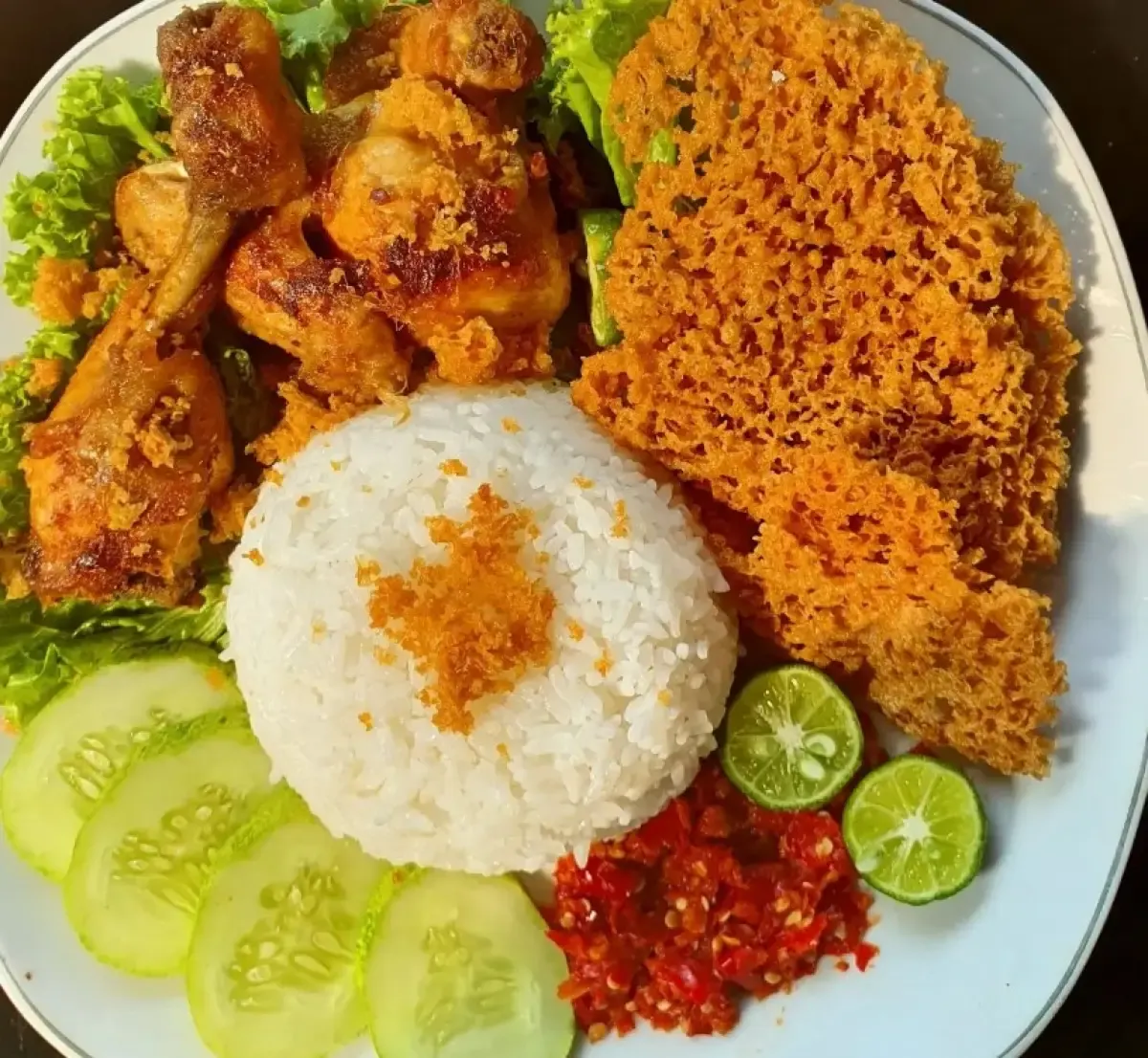 Resep Ayam Goreng Kremes ala Resto, Bumbunya Gurih Bisa Jadi Menu Andalan Keluarga Saat Weekend (Sumber : Instagram/hanshanah9)