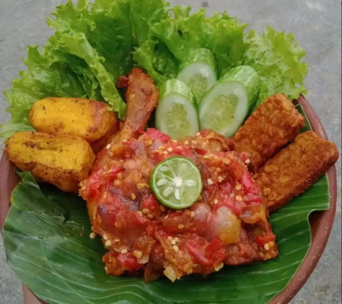 Resep Ayam Goreng Penyet Sambal Bawang (Sumber : Instagram/vanyrevilany90)